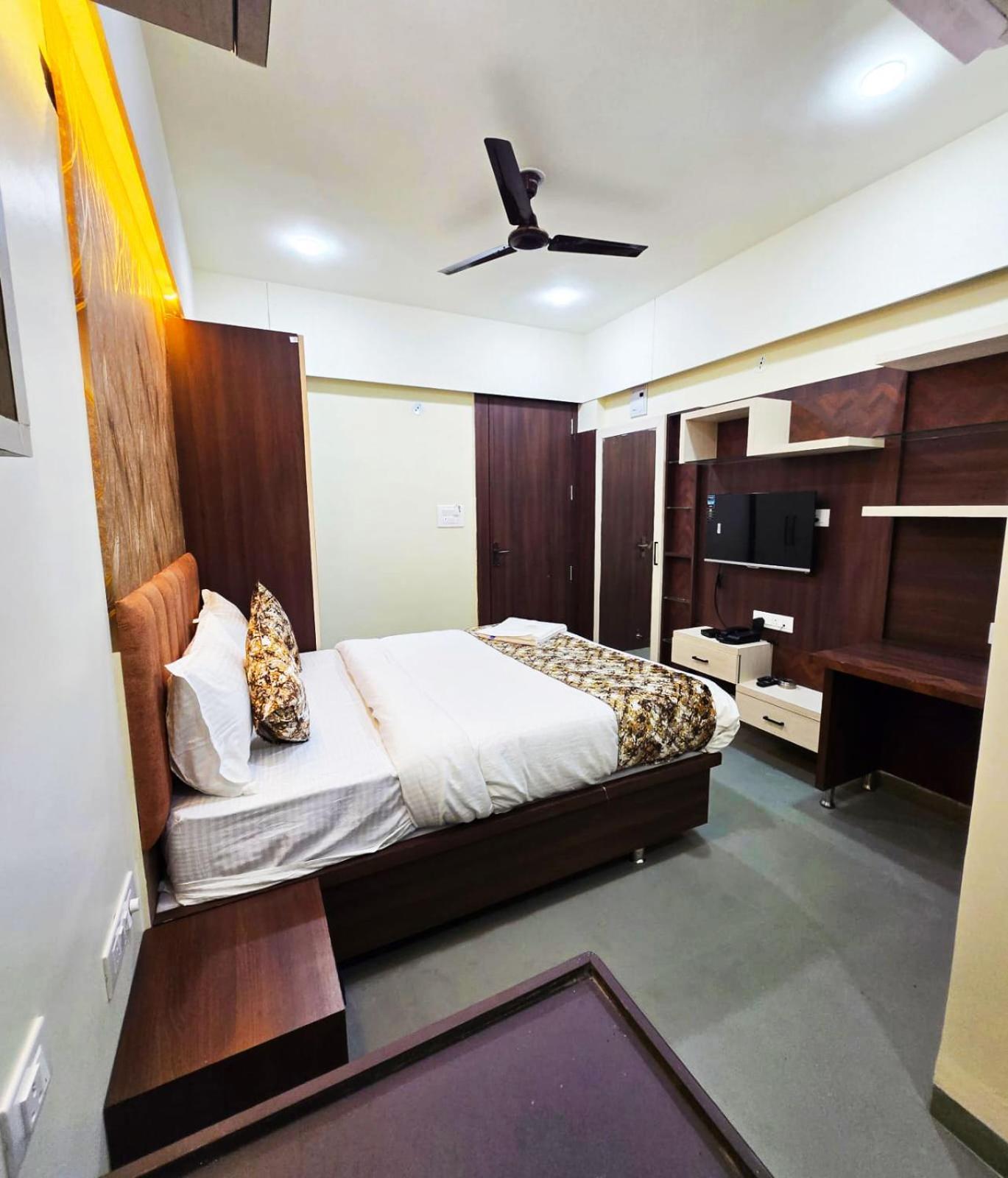 Hotel Nexus إندور المظهر الخارجي الصورة